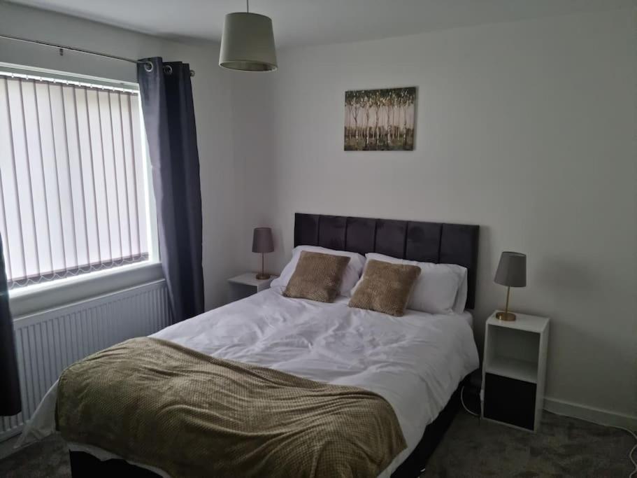 5 Bedroom House - Cheshire Oaks Елсмір-Порт Екстер'єр фото